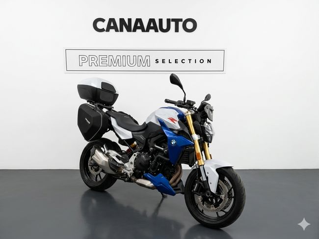 BMW F900R Roadster / Naked Bike
