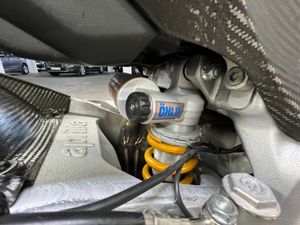 Aprilia RSV4 Factory - Foto 8