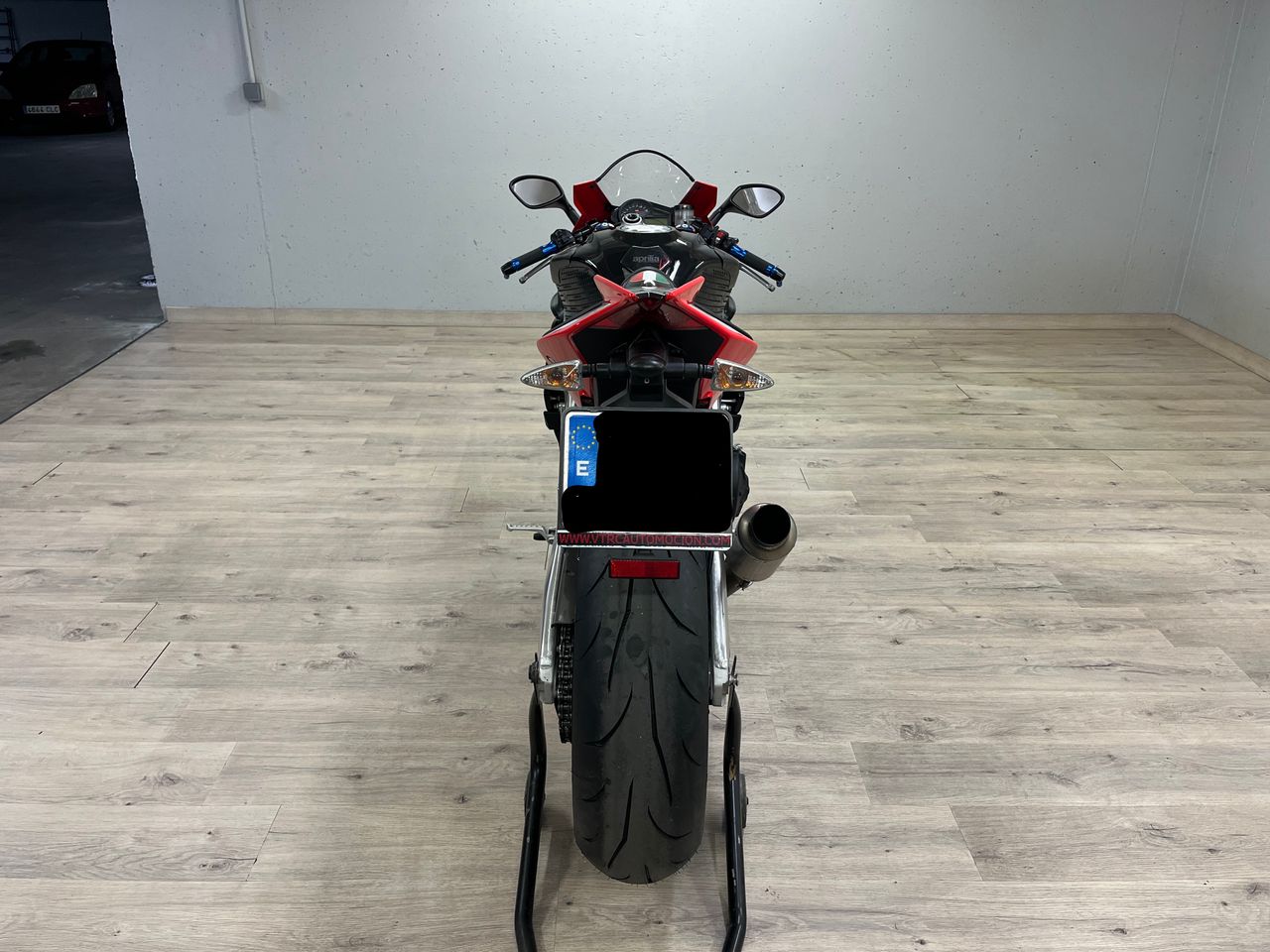 Aprilia RSV4 Factory - Foto 5