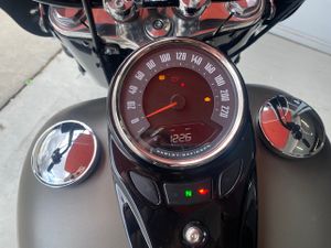 Harley-Davidson Softail  Heritage Softail Classic  - Foto 17