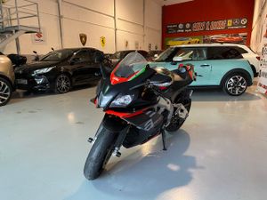 Aprilia RSV4 Factory - Foto 4