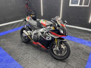 Aprilia RSV4 Factory - Foto 6