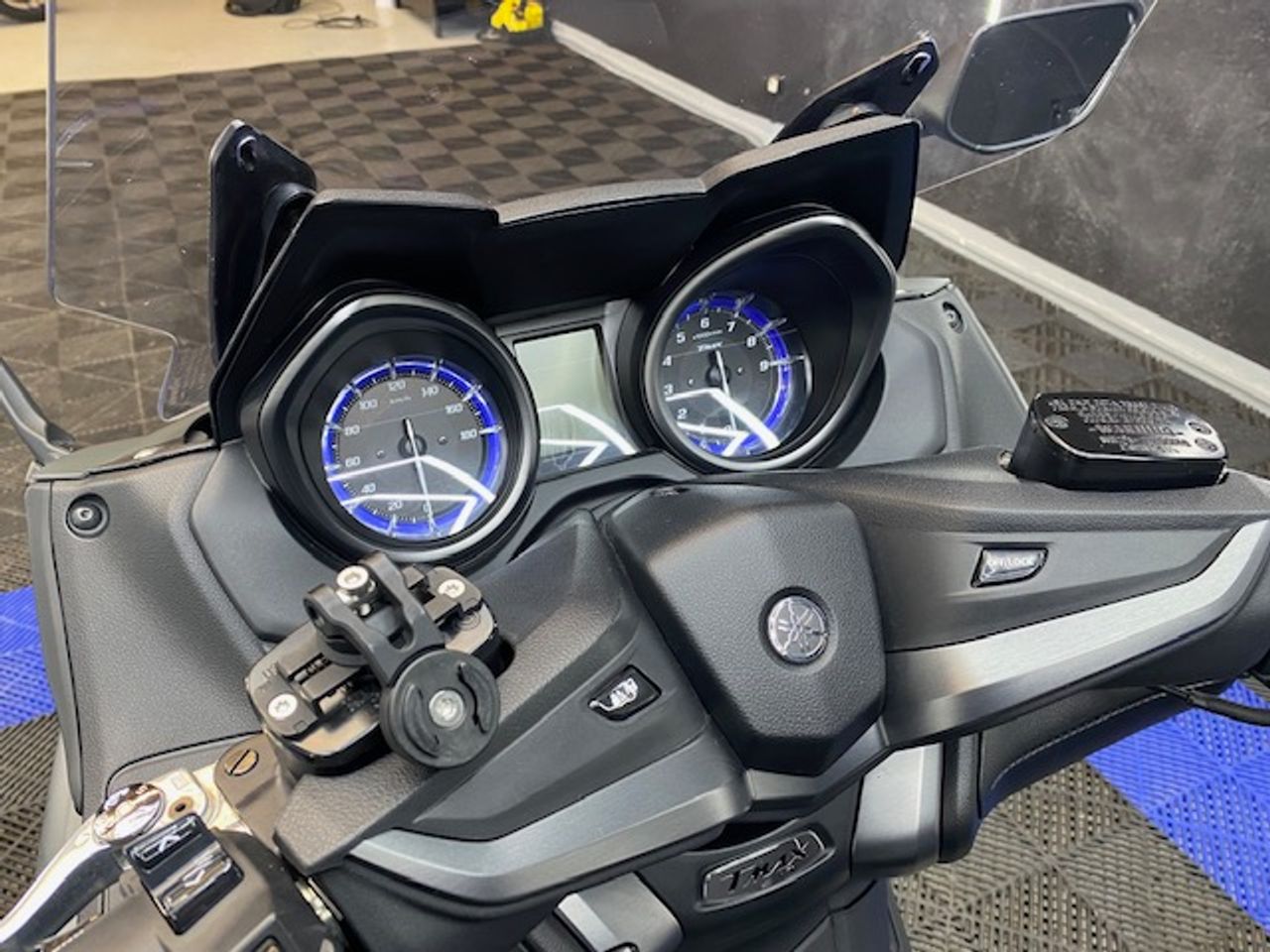 Yamaha TMAX 560 Tech Max - Foto 14