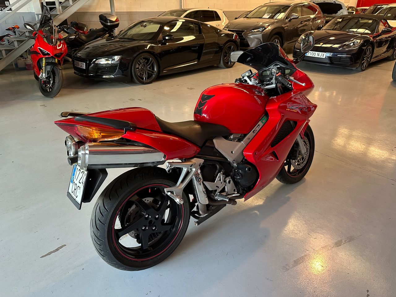 Honda VFR 800 - Foto 10