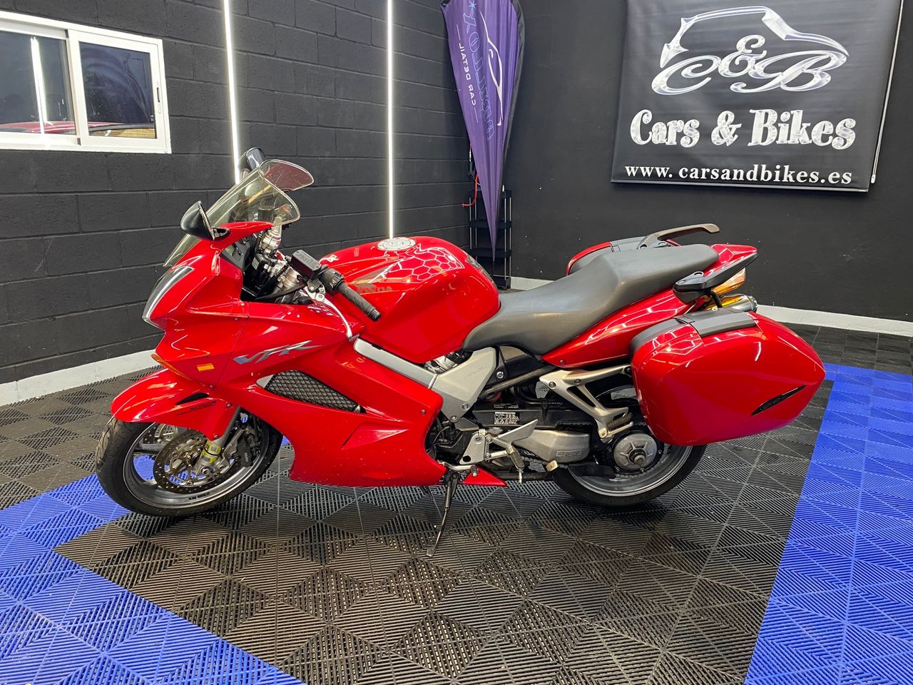Honda VFR 800 - Foto 6