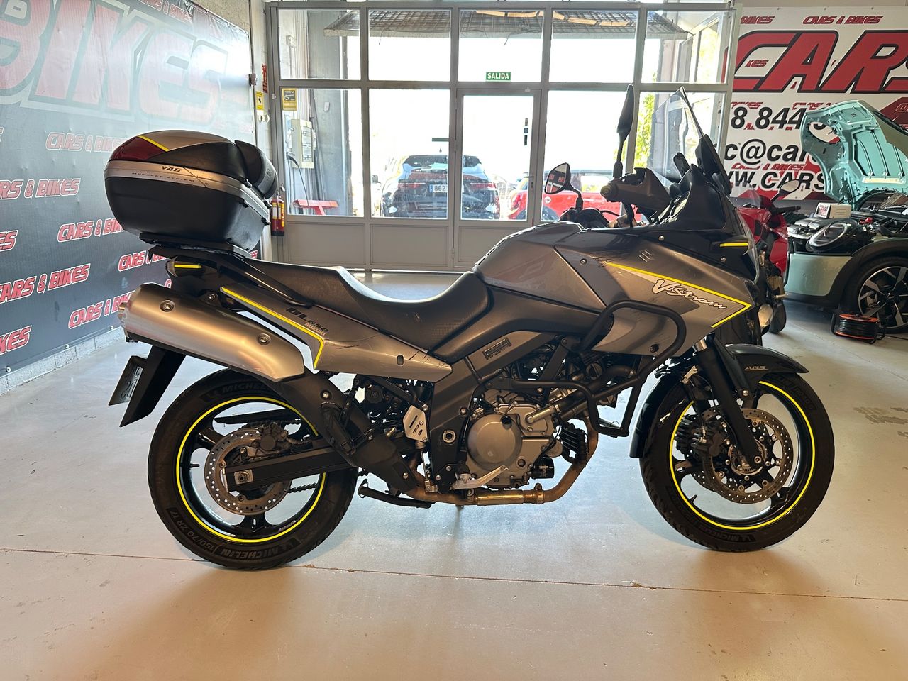 Suzuki V-Strom 650 - Foto 6