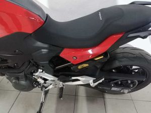 BMW F900R   - Foto 17