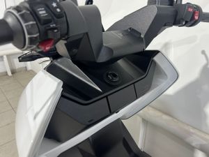 BMW CE 04   - Foto 17