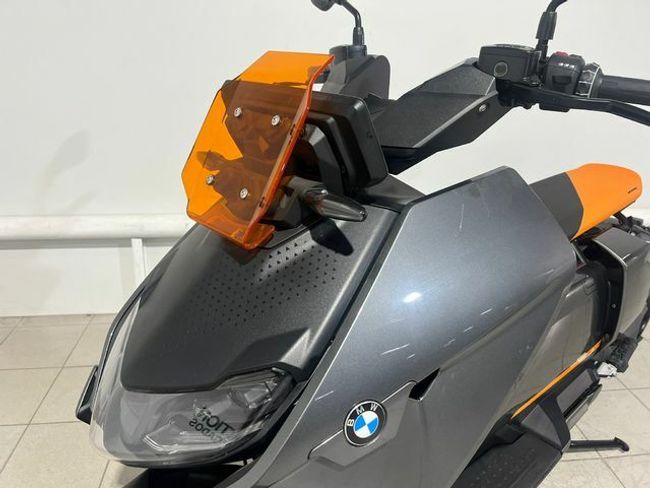 BMW CE 04 