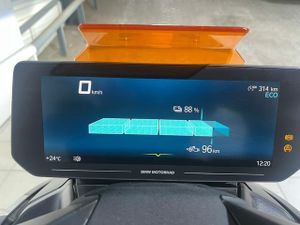 BMW CE 04   - Foto 11