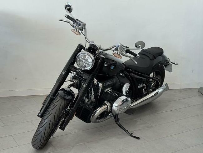 BMW R18 