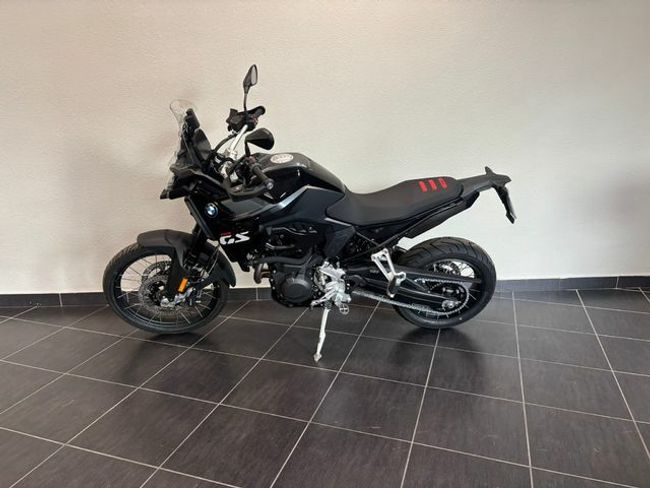 BMW F 900 GS 