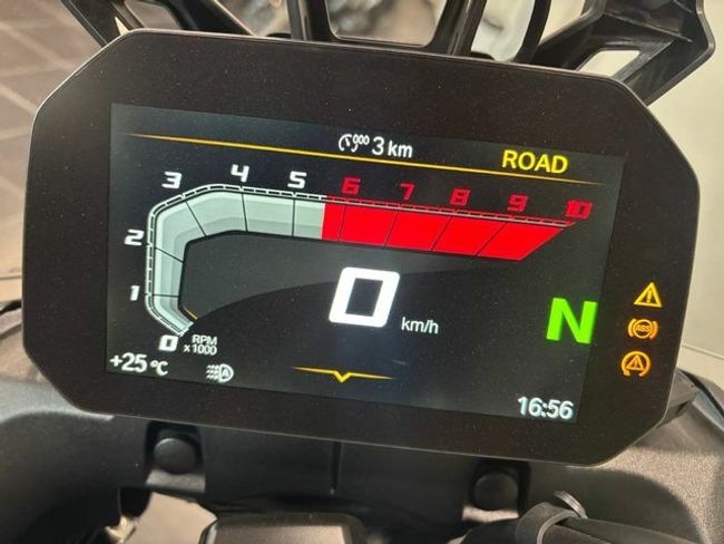 BMW F 900 GS 