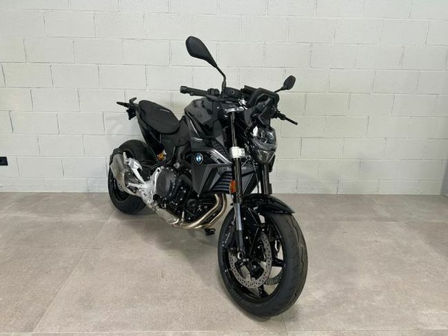 BMW F900R 