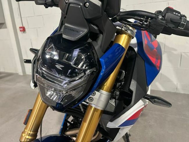 BMW F900R 