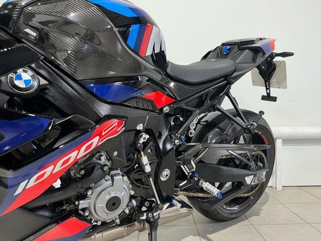 BMW M 1000 R 