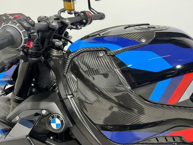 BMW M 1000 R 