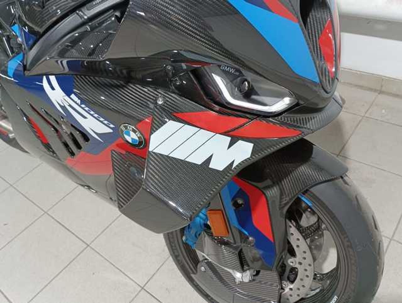 BMW M 1000 RR   - Foto 12