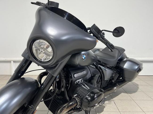 BMW R18 