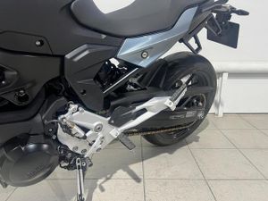 BMW F 900 R    - Foto 19