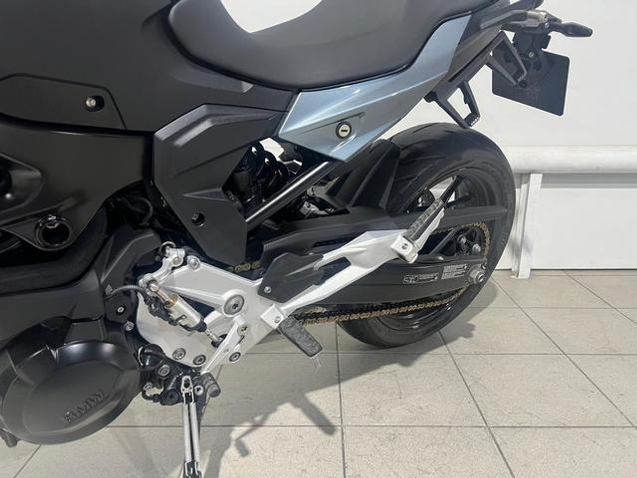 BMW F 900 R    - Foto 11