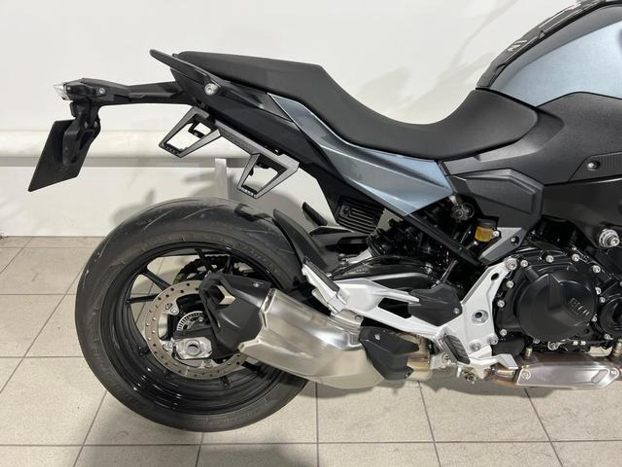 BMW F 900 R    - Foto 15