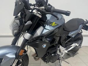 BMW F 900 R    - Foto 17