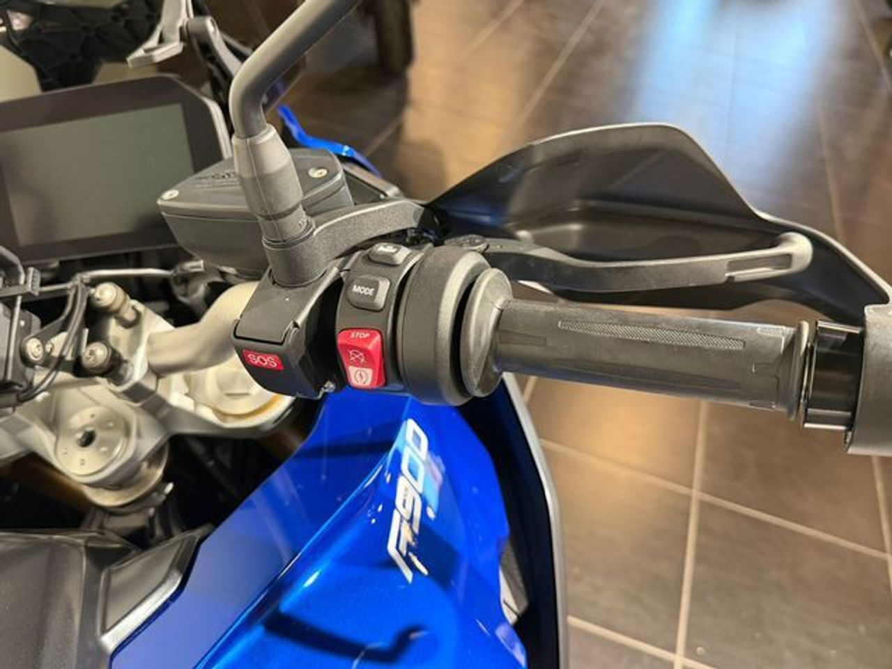 BMW F900 XR   - Foto 9