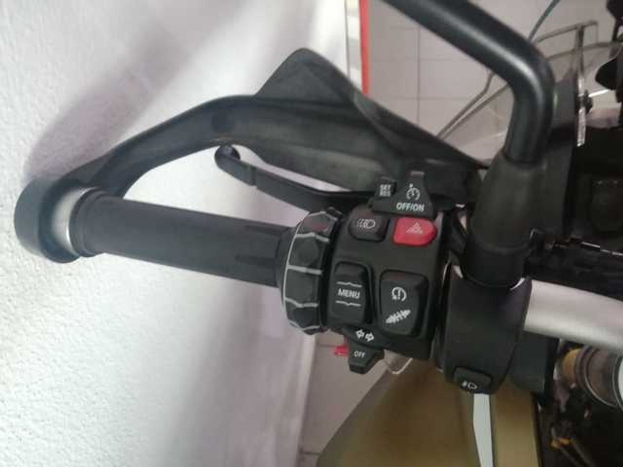 BMW F900 XR   - Foto 12