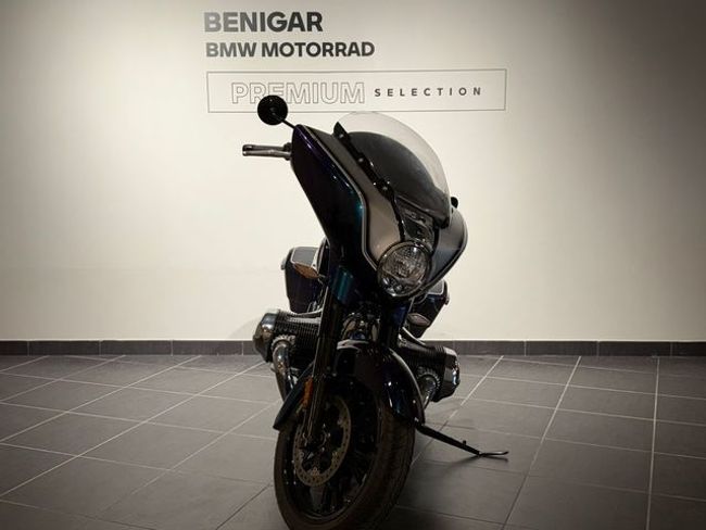 BMW R18 