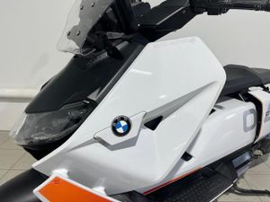 BMW CE 04   - Foto 17