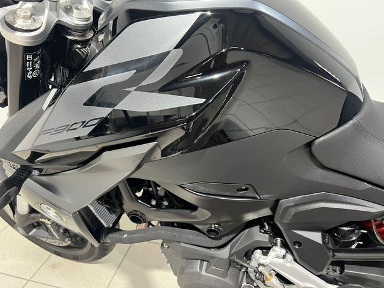 BMW F900R   - Foto 10