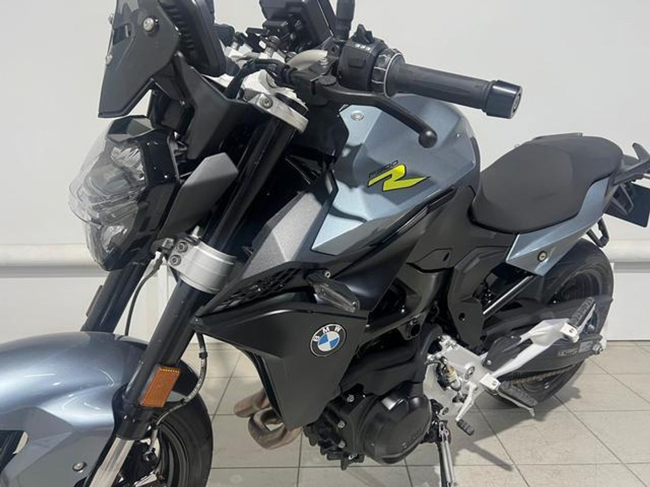 BMW F 900 R    - Foto 10