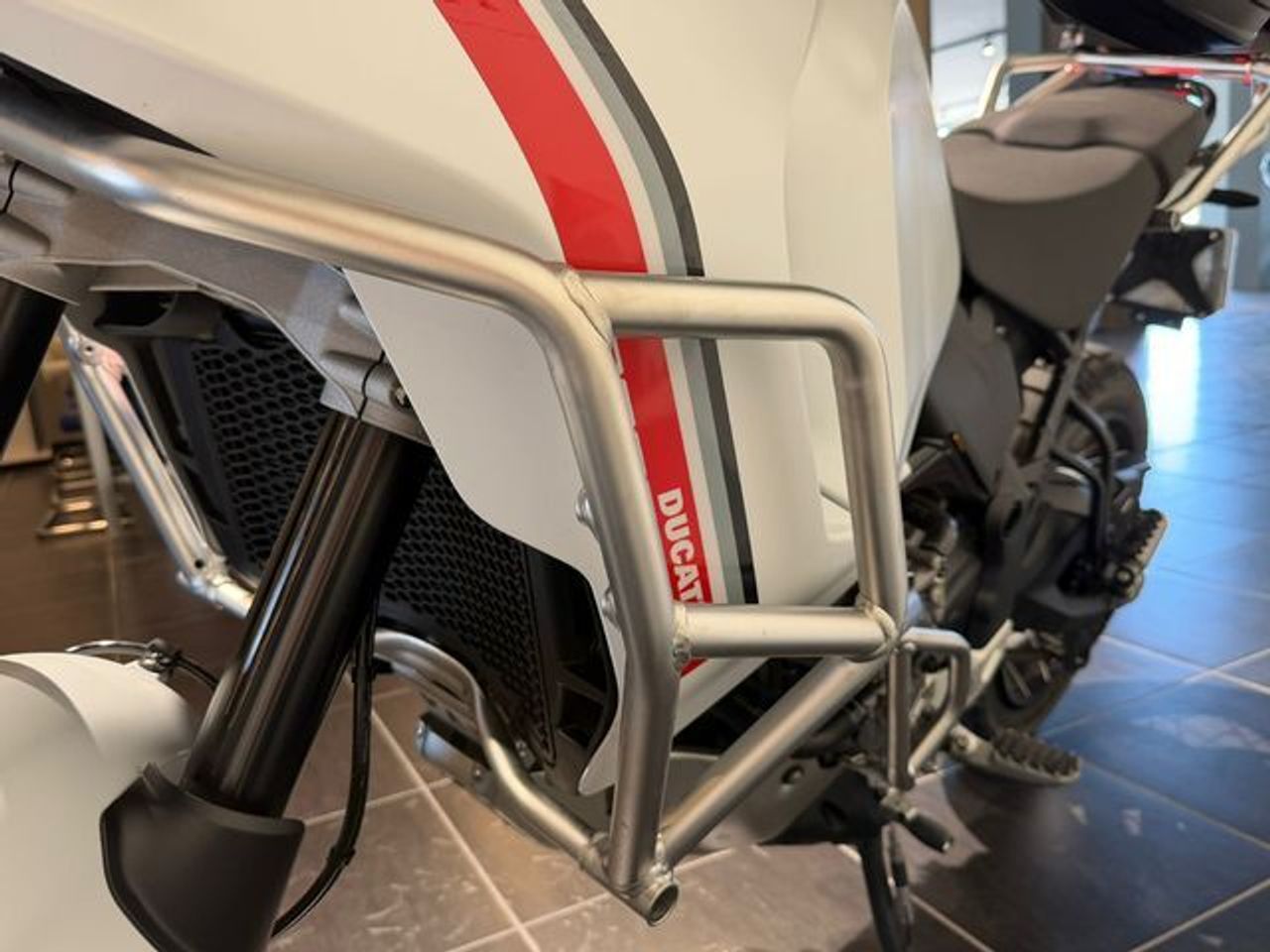 Ducati DesertX   Gasolina - Foto 10
