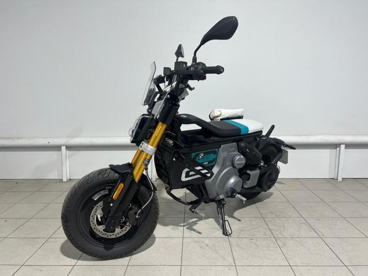 BMW CE 02   Eléctrico - Foto 3