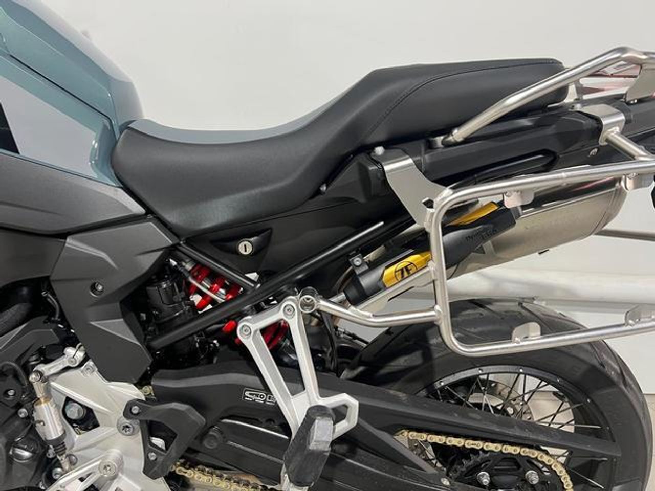 BMW F 900 GS Adventure   Gasolina - Foto 11
