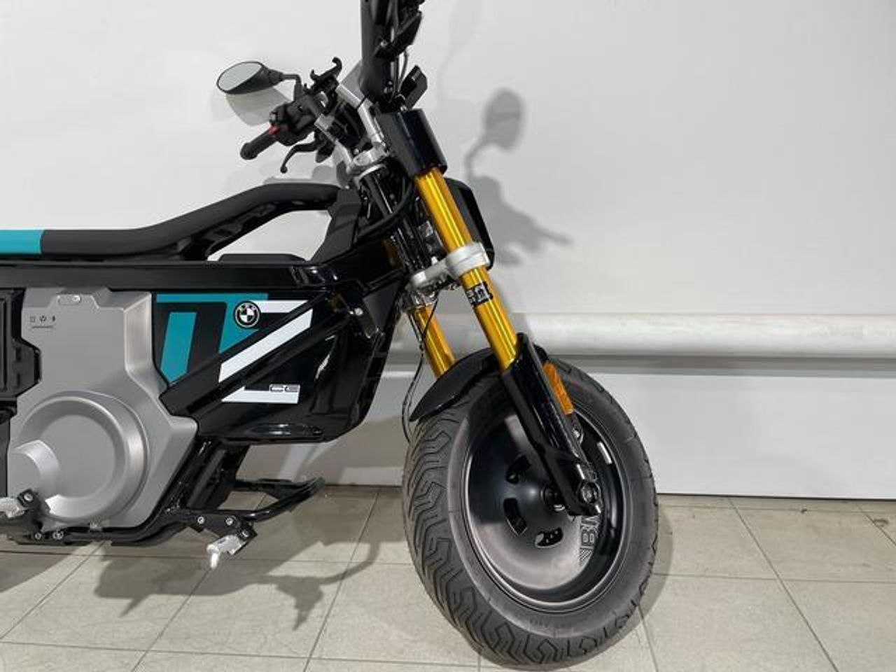 BMW CE 02   Eléctrico - Foto 10