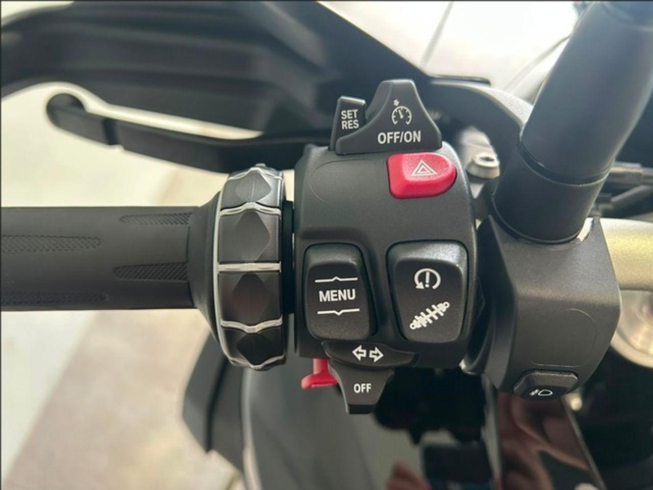 BMW F 900 GS Adventure   Gasolina - Foto 8
