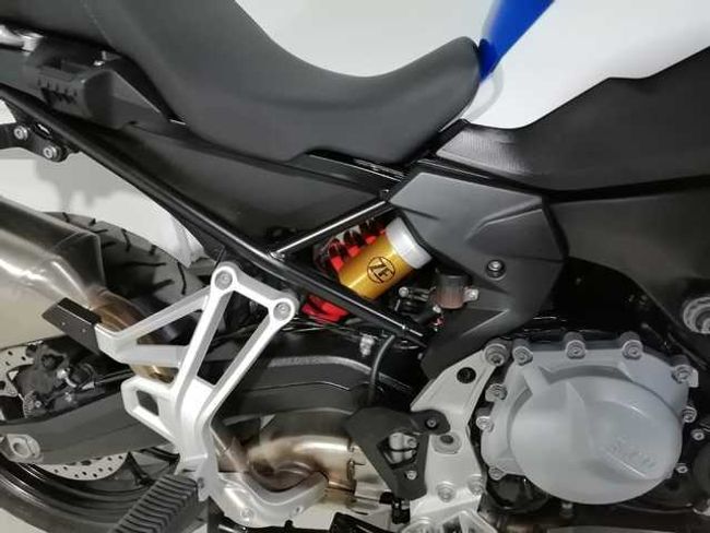 BMW F750GS 