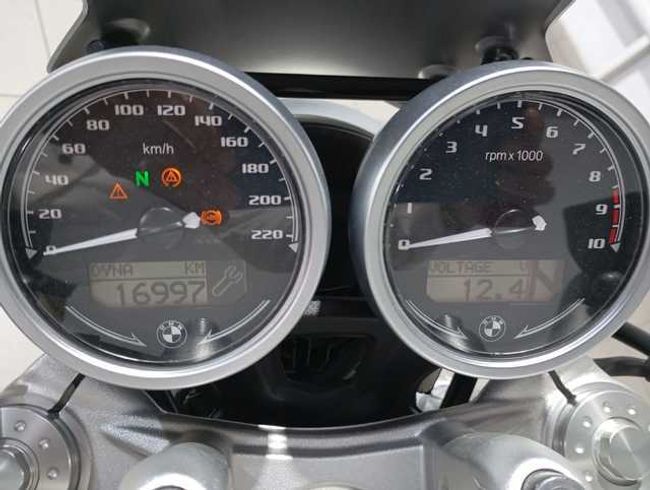 BMW R nineT 