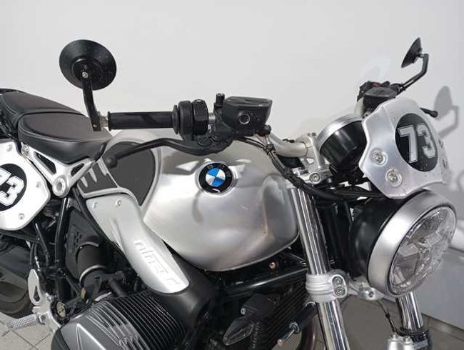 BMW R nineT 