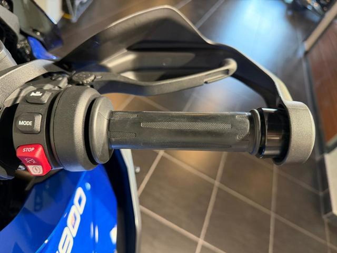 BMW F900 XR   Gasolina - Foto 8