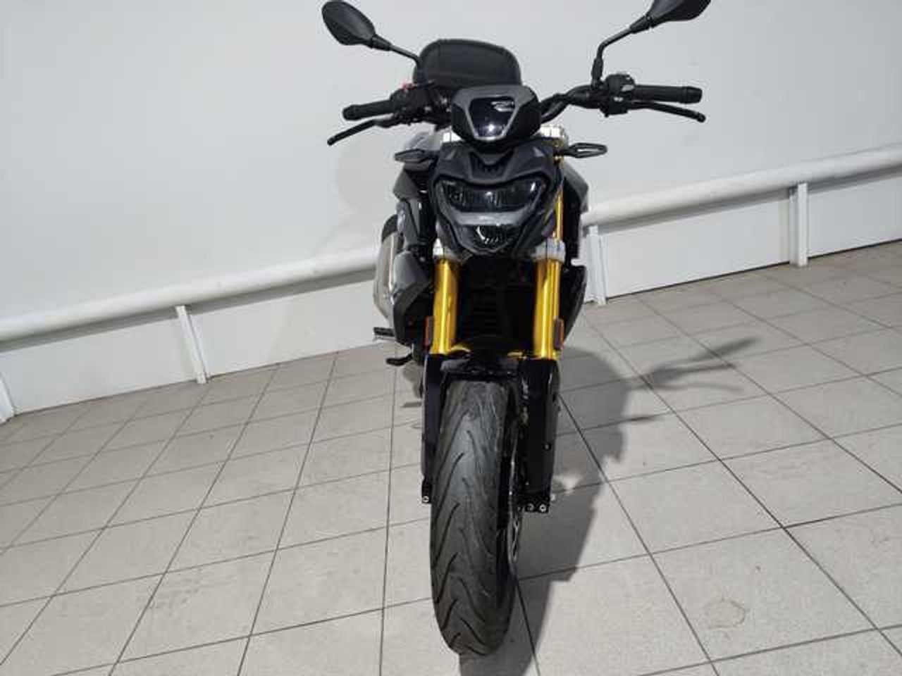 BMW G 310 R   Gasolina - Foto 4
