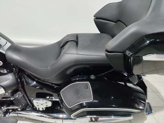 BMW R18 