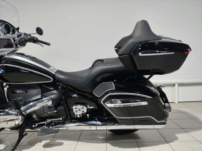 BMW R18 